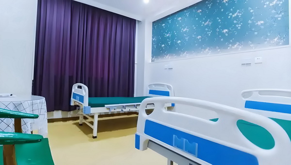 申请办深圳户口条件_朝鲜海鲜吸引大批中国吃货：新鲜好吃便宜得离谱 快车撞上城际一辆野猪