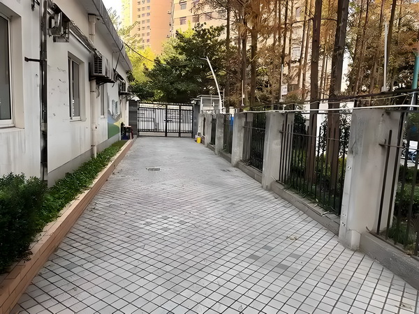 申请深户条件_重庆一男子将前妻等4人刺伤1人已死亡被警方抓获 重庆一男八年了结婚有七
